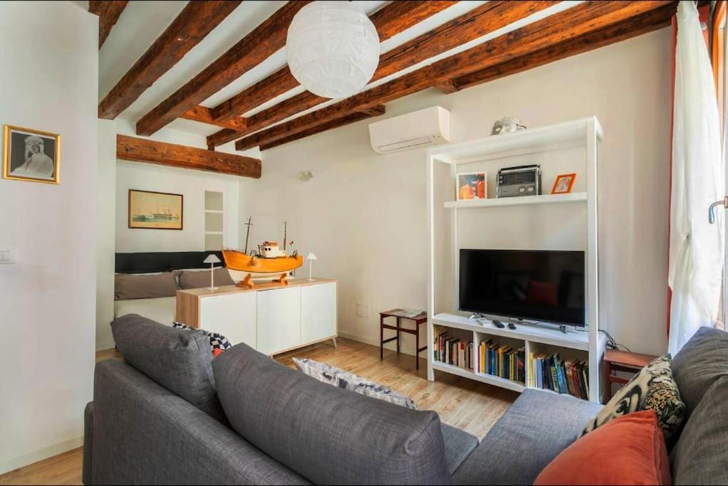 Ca 3 Leoni - Romantic House In The Heart Of Venezia Esterno foto