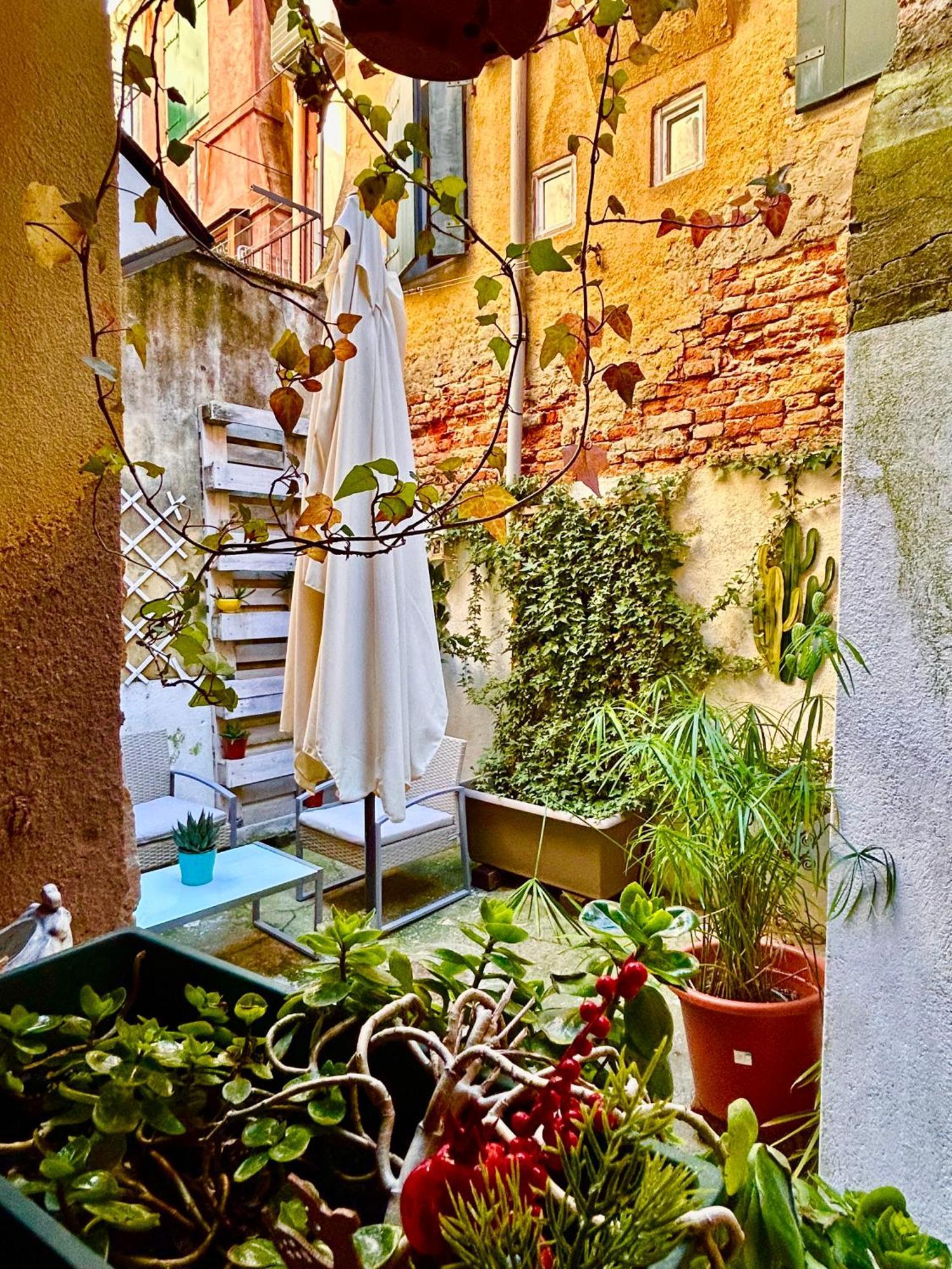 Ca 3 Leoni - Romantic House In The Heart Of Venezia Esterno foto